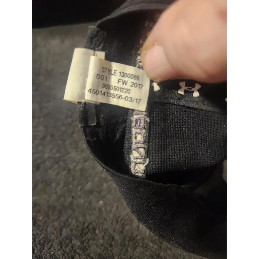 Under Armour Youth Vintage 2017 Size Sm/Med Stretch Hat